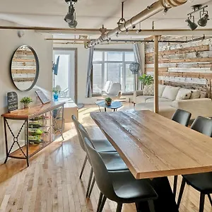 Lion's Den // Spacious 1500 Sqft , Quebec City Canada
